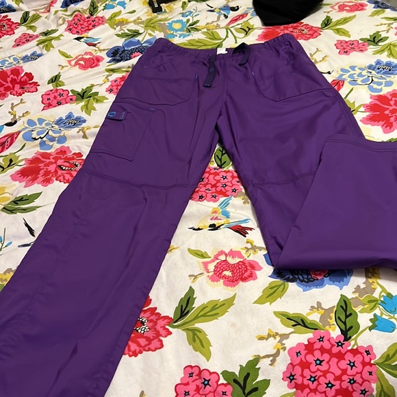 spread good cheer Pants & Jumpsuits Ladies Scrub Pants Sz S By